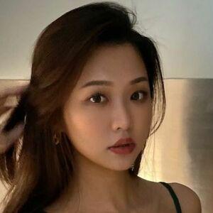 Irene Zhao слив #0003