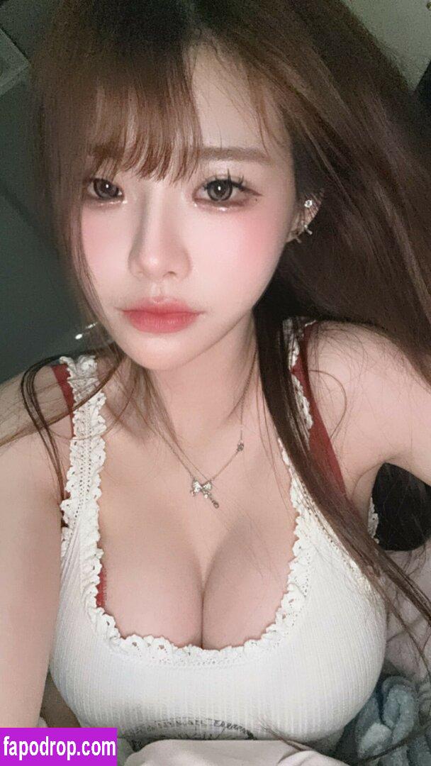 irissiri129 / irisyiyi_ / 艾怡 leak of nude photo #0143 from OnlyFans or Patreon