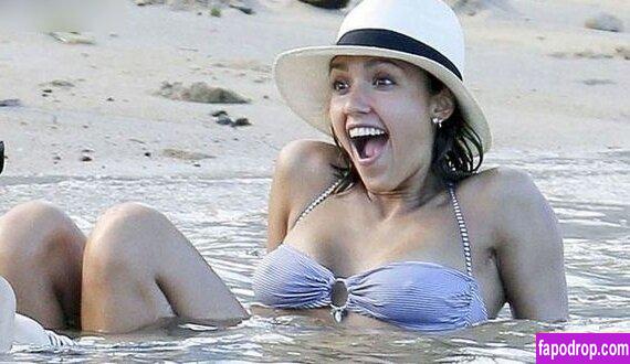 Jessica Alba / jessicaalba слитое обнаженное фото #1051 с Онлифанс или Патреон