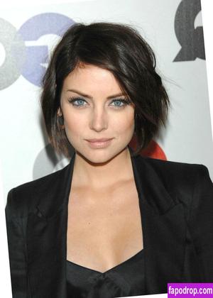 Jessica Stroup photo #0024