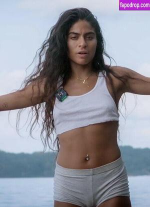 Jessie Reyez photo #0002