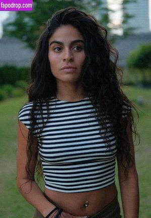 Jessie Reyez photo #0018