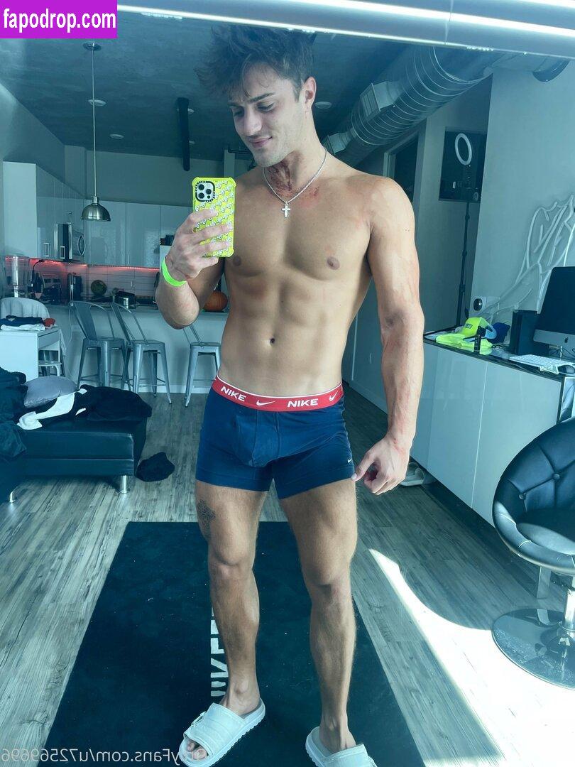 jfit98 / jt_thefiredog leak of nude photo #0045 from OnlyFans or Patreon