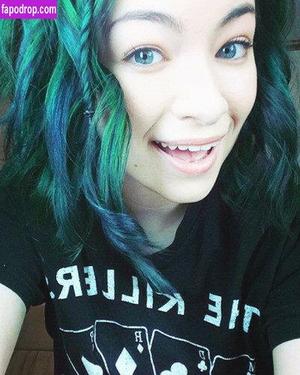 Jodelle Ferland photo #0025