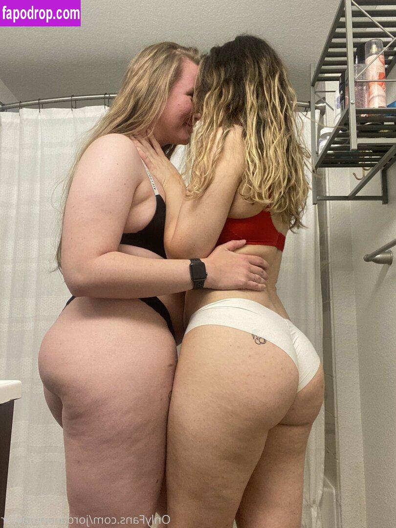 jordanandtaylor / travellight21 leak of nude photo #0008 from OnlyFans or Patreon