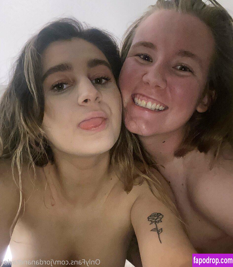jordanandtaylor / travellight21 leak of nude photo #0012 from OnlyFans or Patreon