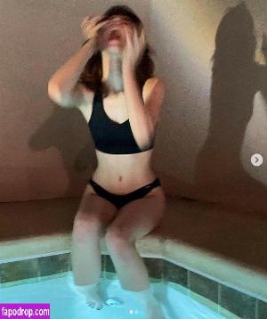 Julia Coraline leak #0032