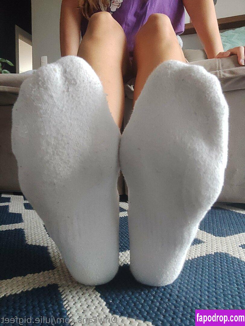 julie.bigfeet / juliesfeet leak of nude photo #0069 from OnlyFans or Patreon