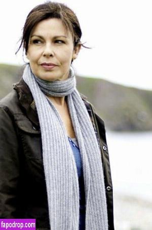 Julie Graham слив #0011