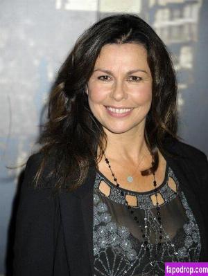 Julie Graham photo #0023