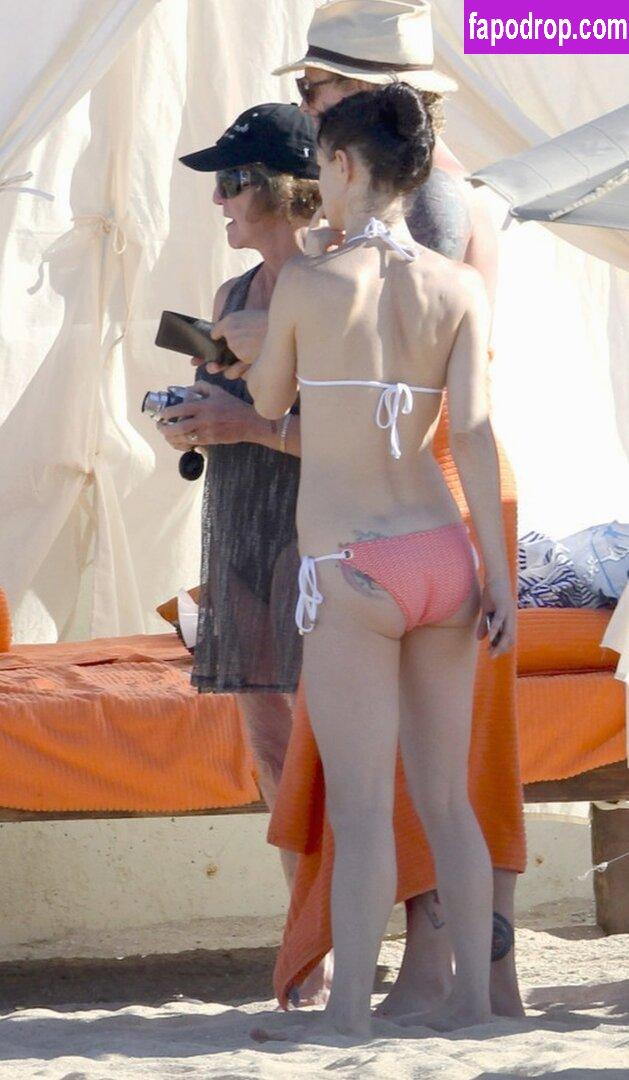 Juliette Lewis / juliettelewis слитое обнаженное фото #0134 с Онлифанс или Патреон