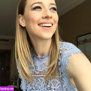 Karine Vanasse photo #0028