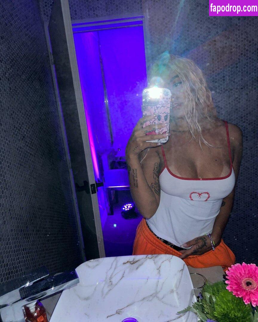 Karol G / karolg / karolgfriend leak of nude photo #0264 from OnlyFans or Patreon