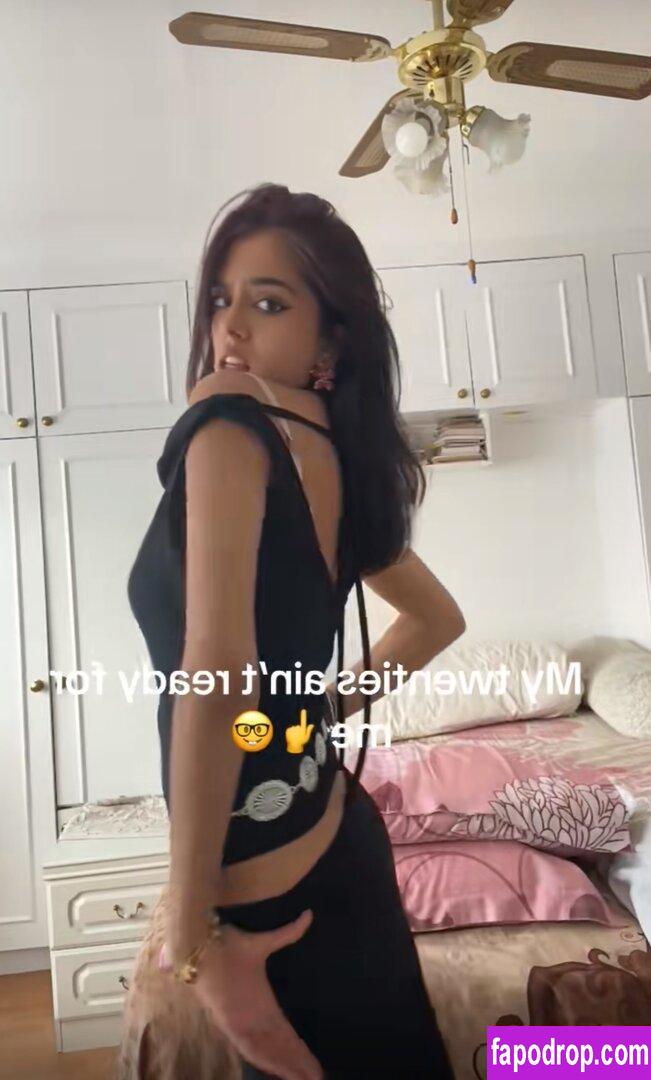 Kashish Pathak / colonisedgirl / colonisedgirl2 / kashishpathak34 leak of nude photo #0050 from OnlyFans or Patreon