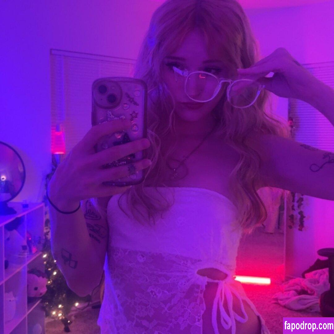 kinzixx / kinziixx / kinziroze leak of nude photo #0022 from OnlyFans or Patreon