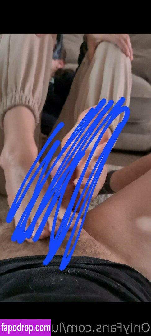 kirasize3feet / thelittlegingerfox leak of nude photo #0017 from OnlyFans or Patreon