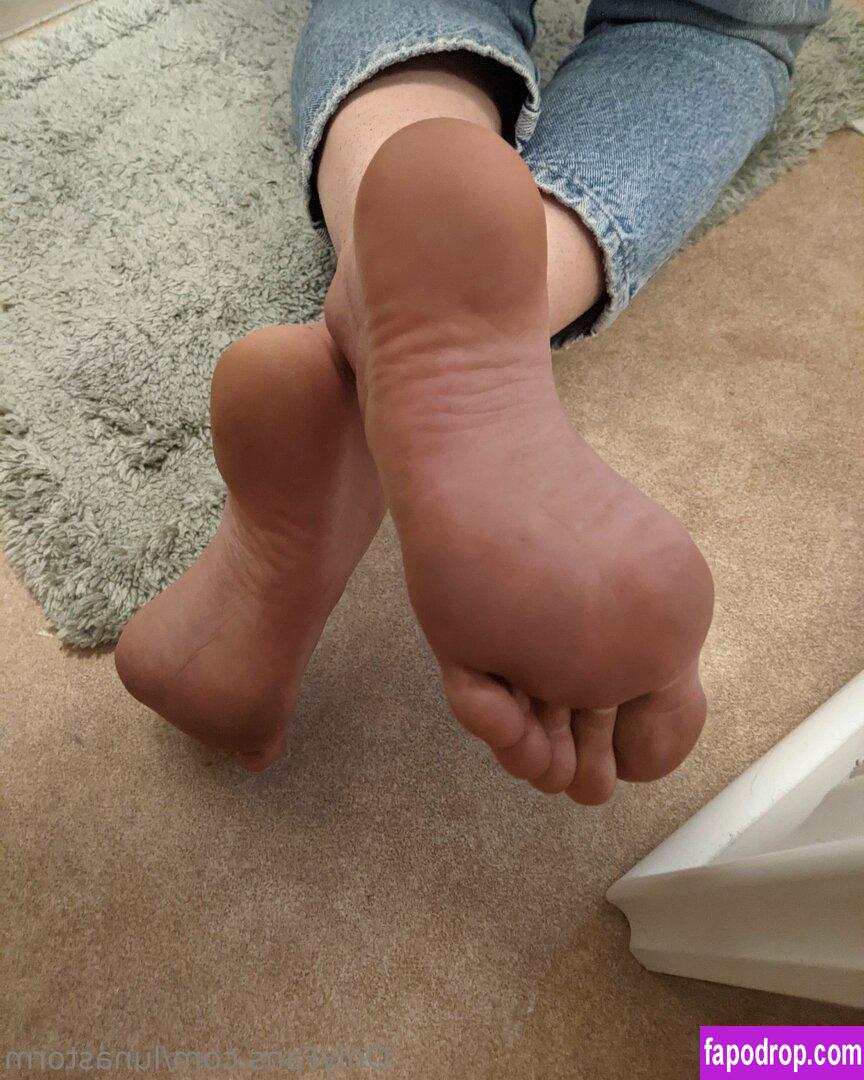 kirasize3feet / thelittlegingerfox leak of nude photo #0030 from OnlyFans or Patreon