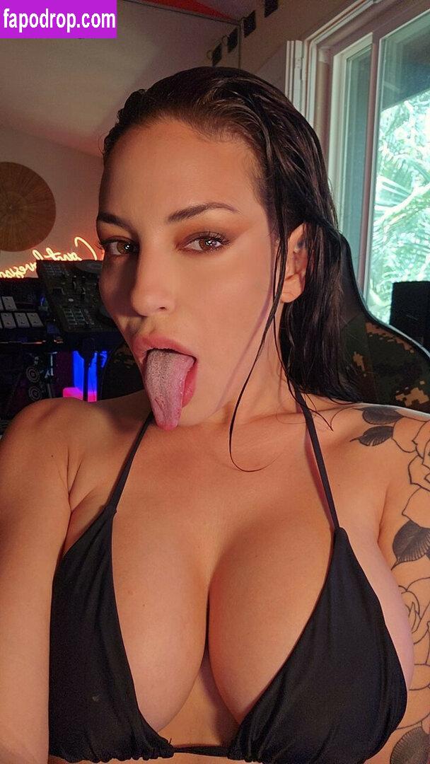 Kissa Sins / coyotelovesyou / kissasins leak of nude photo #0098 from OnlyFans or Patreon