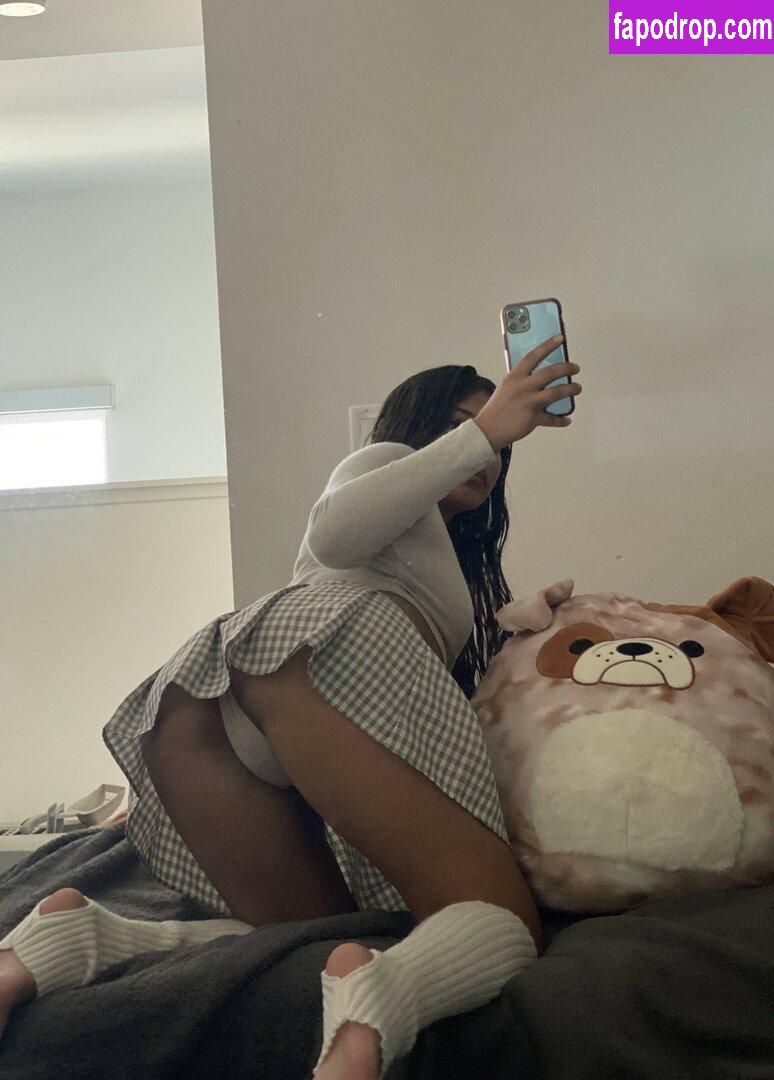 kiwikawaii222 /  leak of nude photo #0007 from OnlyFans or Patreon