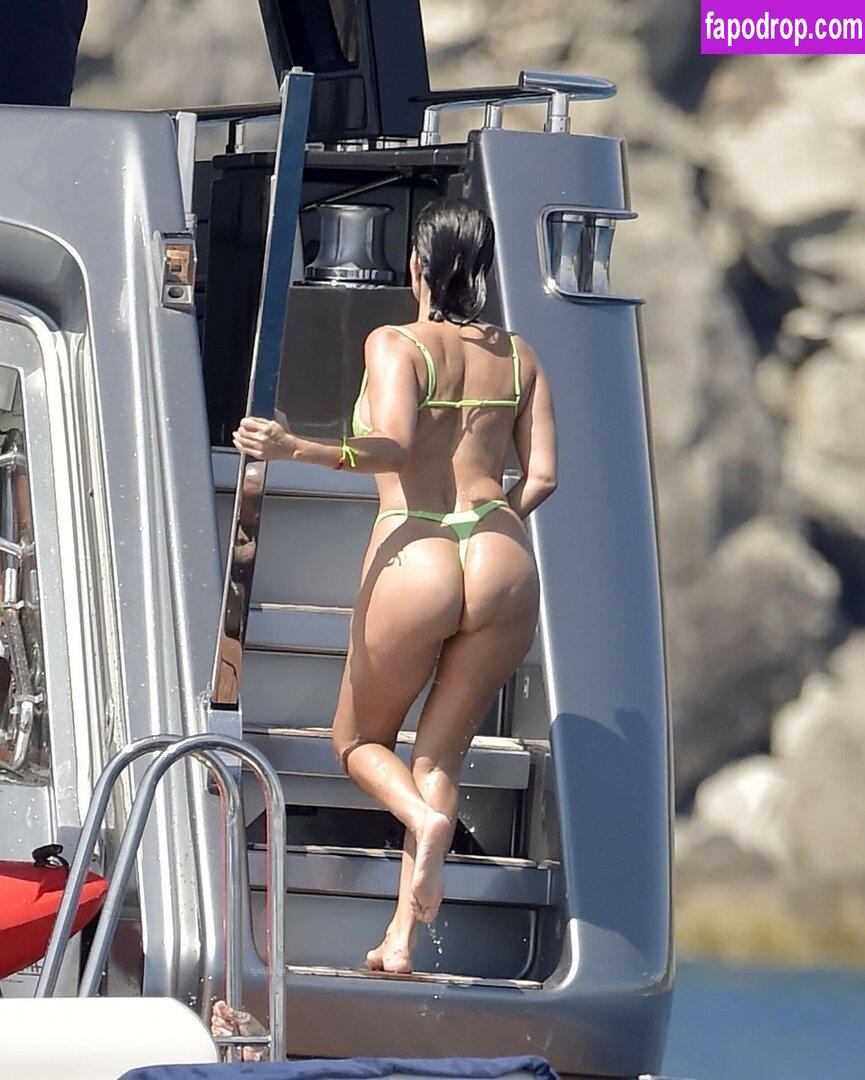 Kourtney Kardashian / kourtneykardash leak of nude photo #0037 from OnlyFans or Patreon