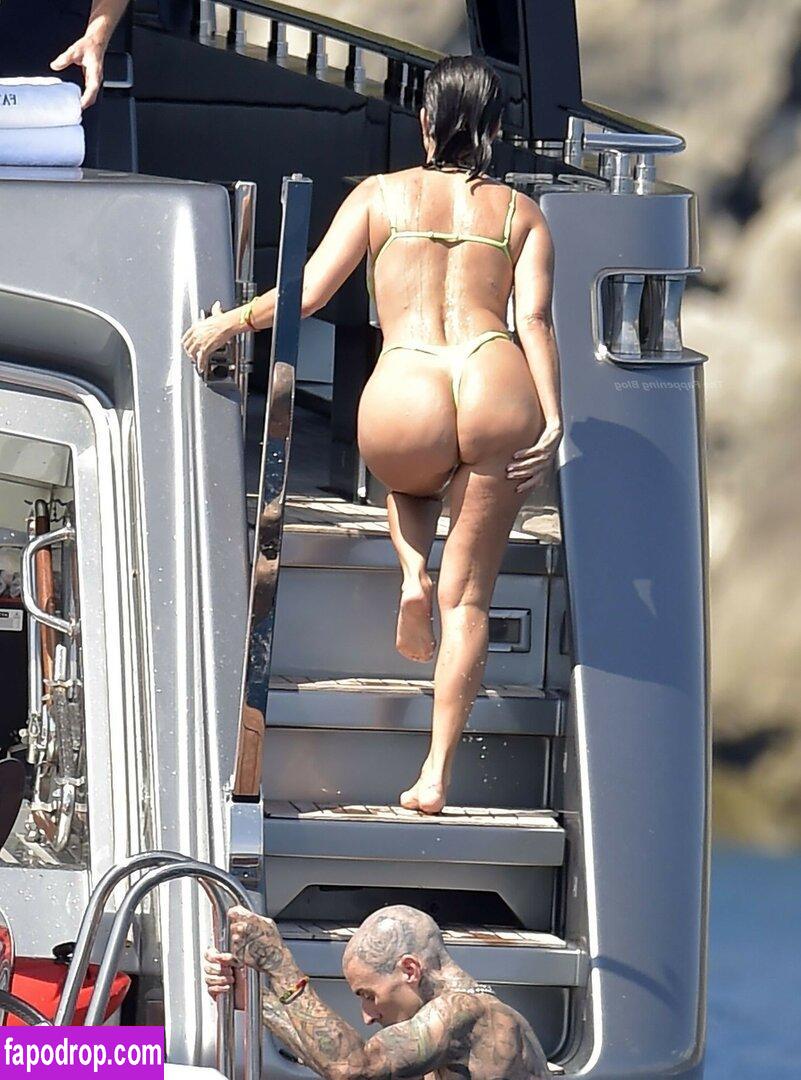 Kourtney Kardashian / kourtneykardash leak of nude photo #0040 from OnlyFans or Patreon