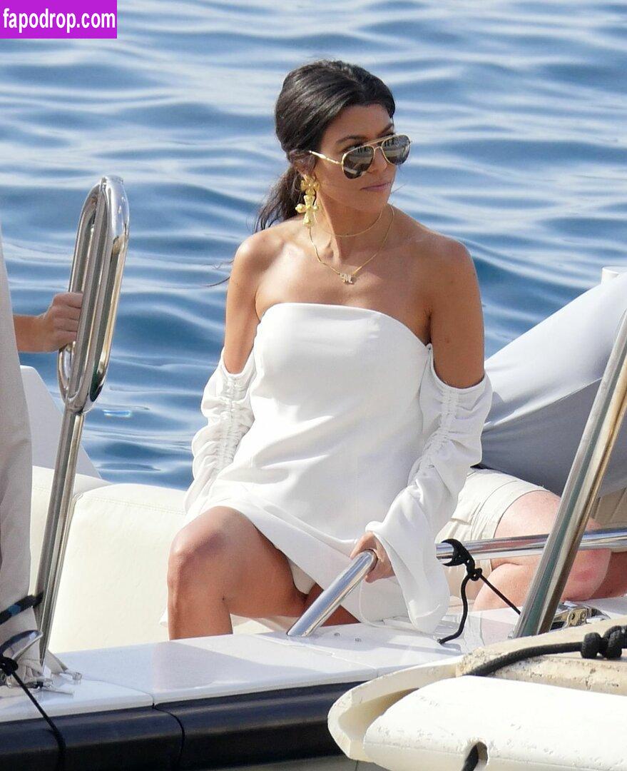 Kourtney Kardashian / kourtneykardash leak of nude photo #0055 from OnlyFans or Patreon