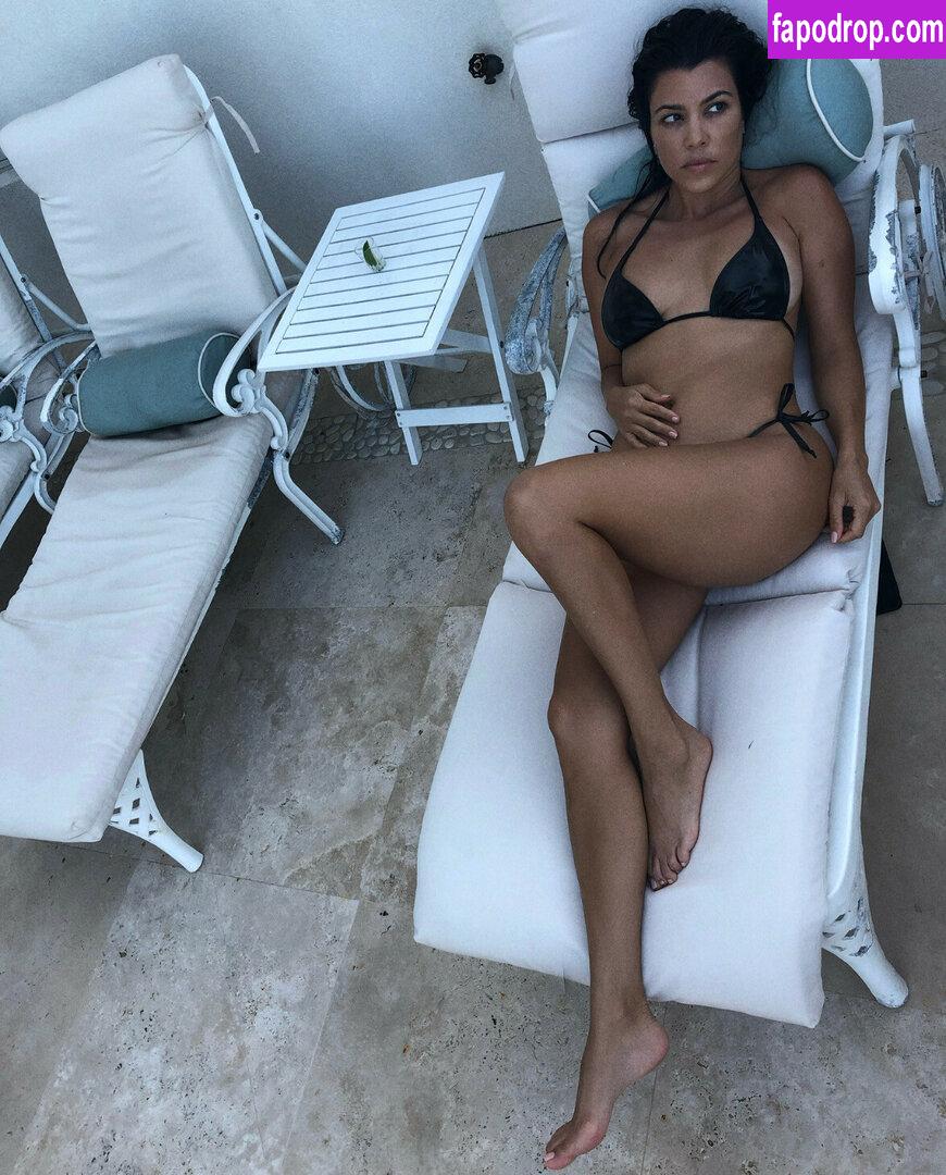 Kourtney Kardashian / kourtneykardash leak of nude photo #0058 from OnlyFans or Patreon