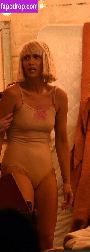 Kristen Wiig photo #0036