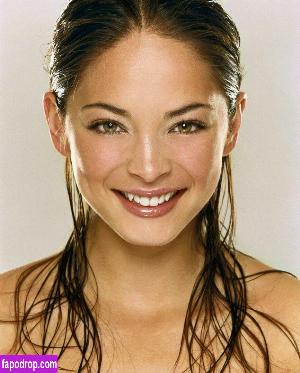 Kristin Kreuk photo #0061