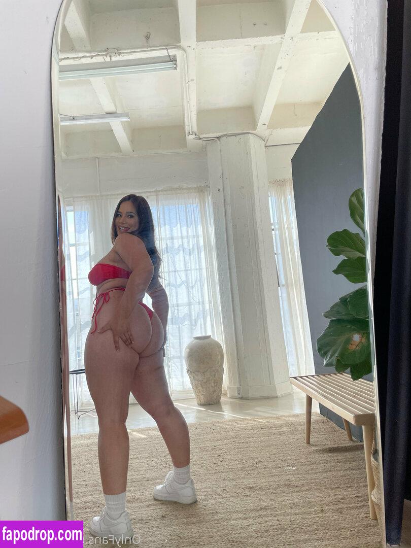 LaAngelita / officialnaellie leak of nude photo #0011 from OnlyFans or Patreon