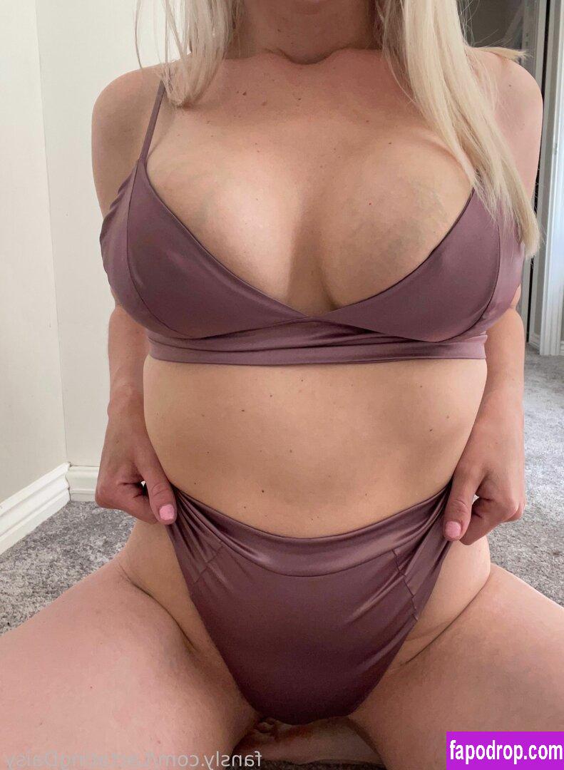 LactatingDaisy / milkladytaya leak of nude photo #0103 from OnlyFans or Patreon