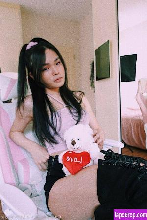 ladyboynatcha photo #0001