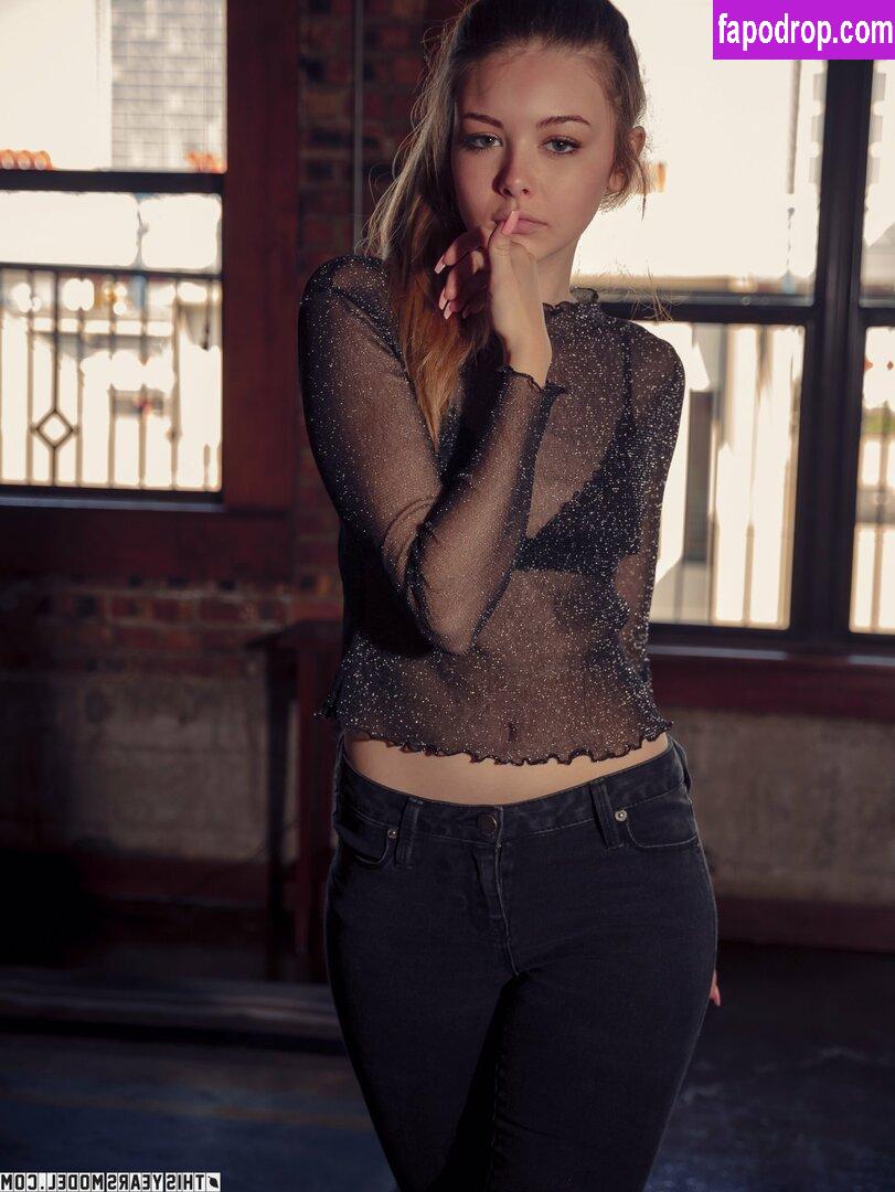 Lana Lea / lanalea.thisyearsmodel слитое обнаженное фото #0013 с Онлифанс или Патреон