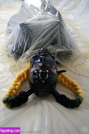 latex_neko photo #0034