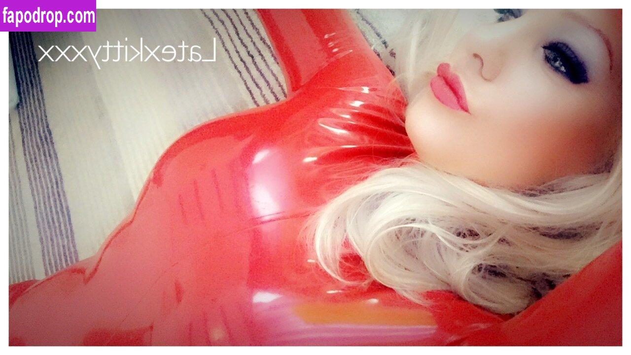 latexkittyxxx / latexkittyx.x.x leak of nude photo #0043 from OnlyFans or Patreon