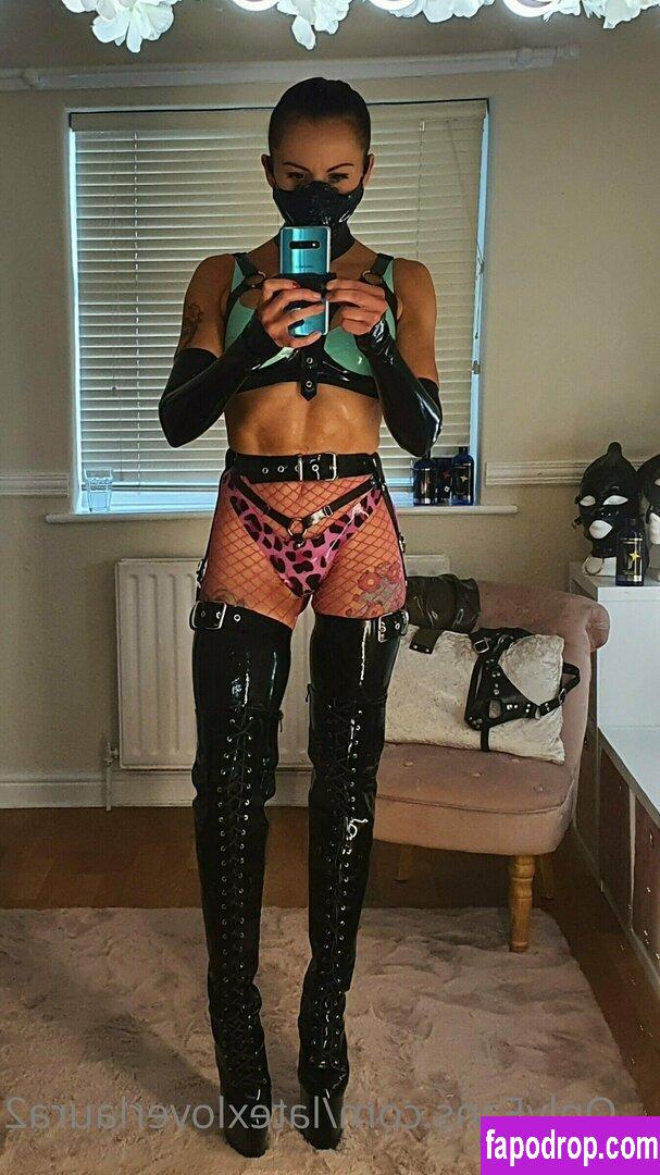 latexloverlaura2 / latex_fitness leak of nude photo #0022 from OnlyFans or Patreon