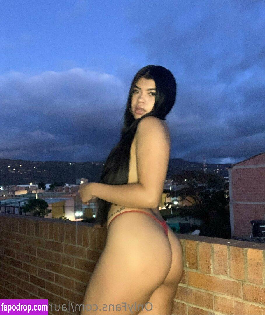 laura_secret /  leak of nude photo #0024 from OnlyFans or Patreon