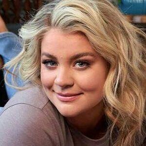 Lauren Alaina leak #0015