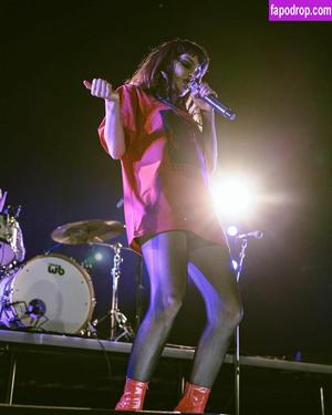 Lauren Mayberry photo #1174