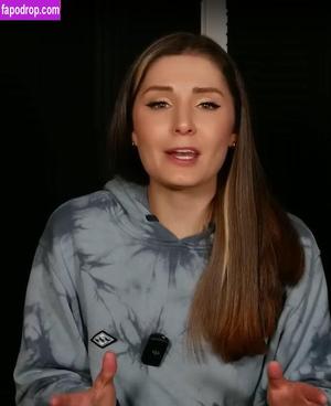 Lauren Southern photo #0006