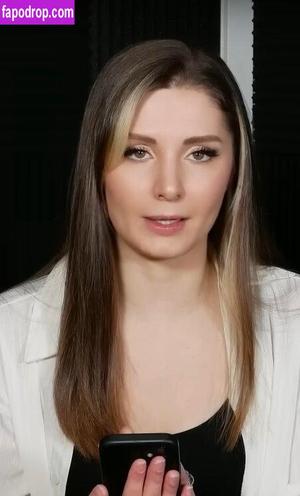 Lauren Southern photo #0021