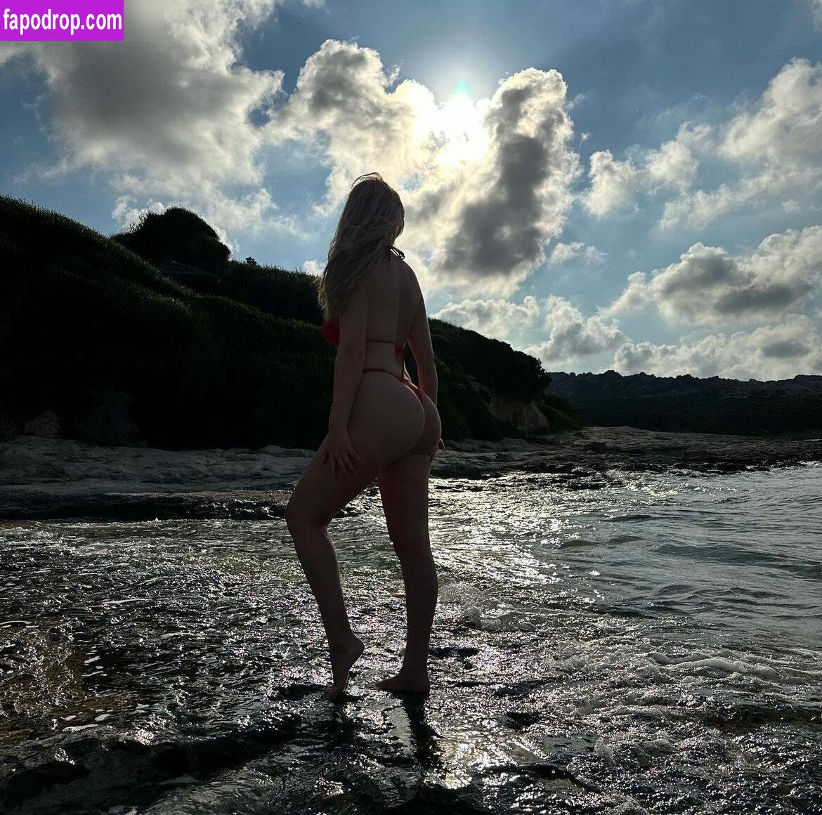 leasophie_official98 / leaa_sophiee98 leak of nude photo #0224 from OnlyFans or Patreon