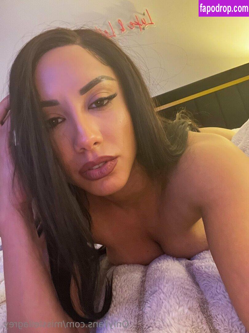 Leila Grey / Miss_LeilaGrey / dear.leyla leak of nude photo #0711 from OnlyFans or Patreon