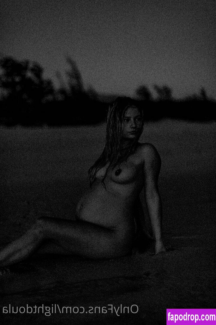 lightdoula /  leak of nude photo #0011 from OnlyFans or Patreon