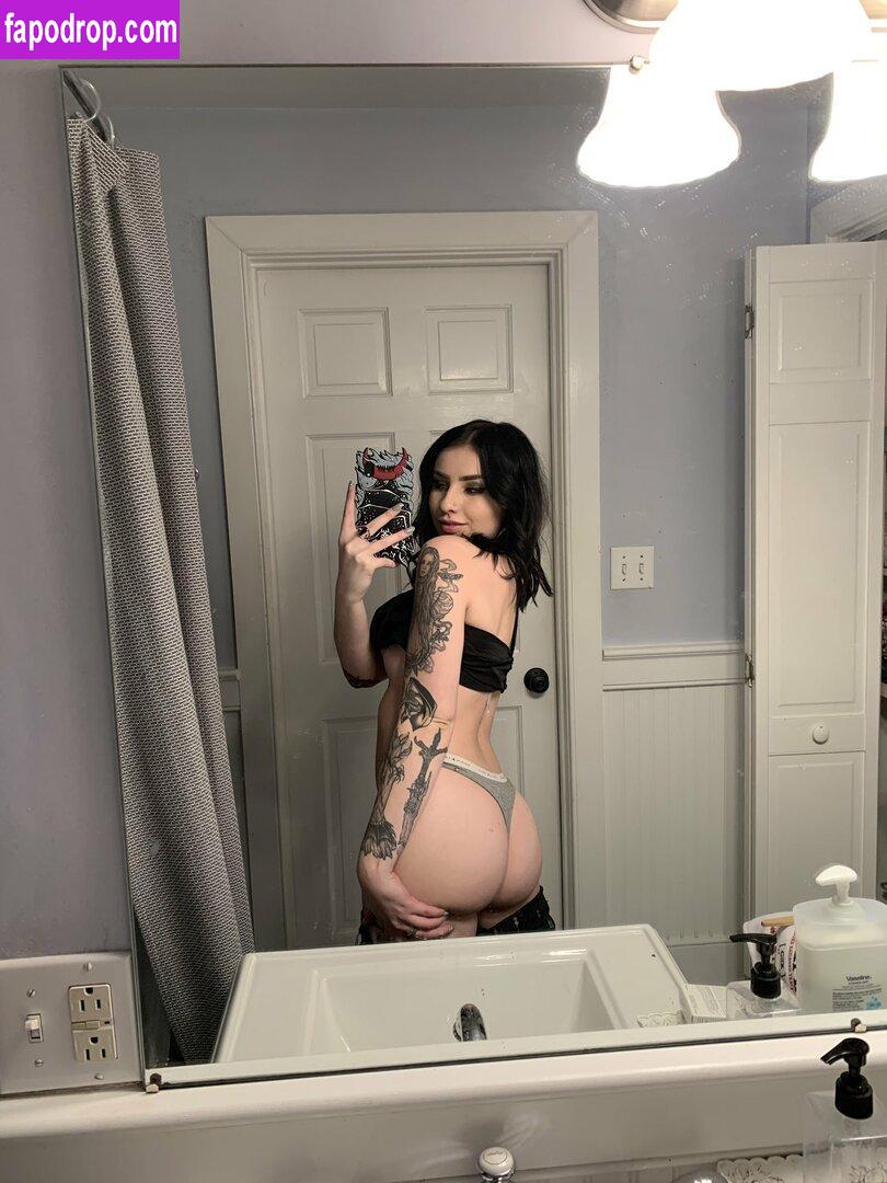 Lilhellbat / Luxxfindom / haleearnhardt / hexting leak of nude photo #0003 from OnlyFans or Patreon