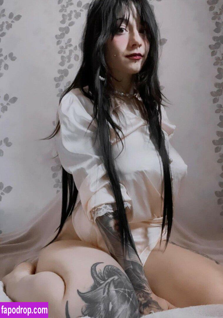 Liliithbathory / liliith.bathory / lilithbathoryluna13 leak of nude photo #0005 from OnlyFans or Patreon