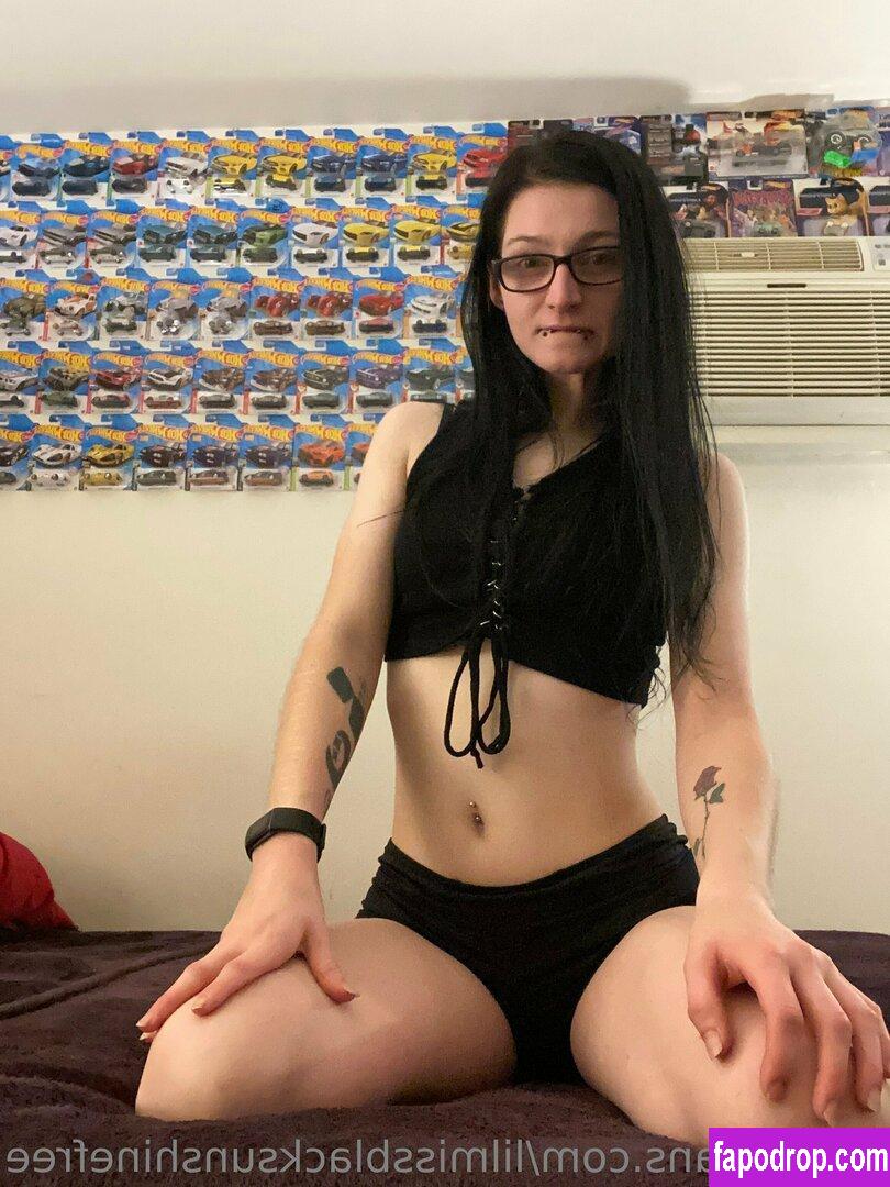 lilmissblacksunshinefree / lilmisssunshine93 leak of nude photo #0003 from OnlyFans or Patreon