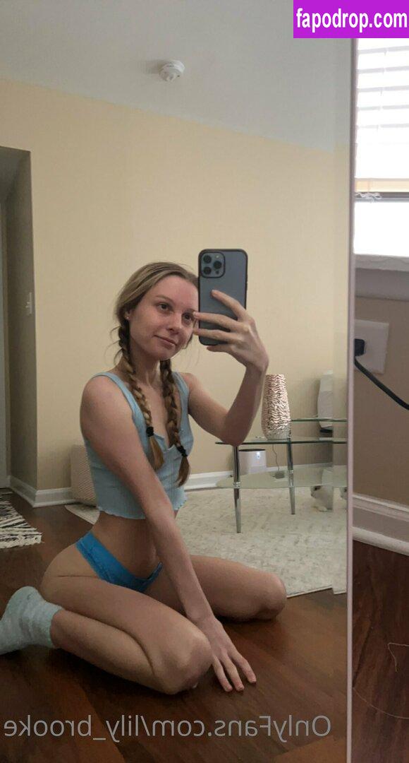 lily_brooke / lily_brooke3 / lily_brookee2 leak of nude photo #0031 from OnlyFans or Patreon