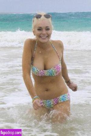 Lindsay Lohan leak #0300