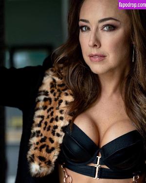 Lindsey McKeon фото #0025